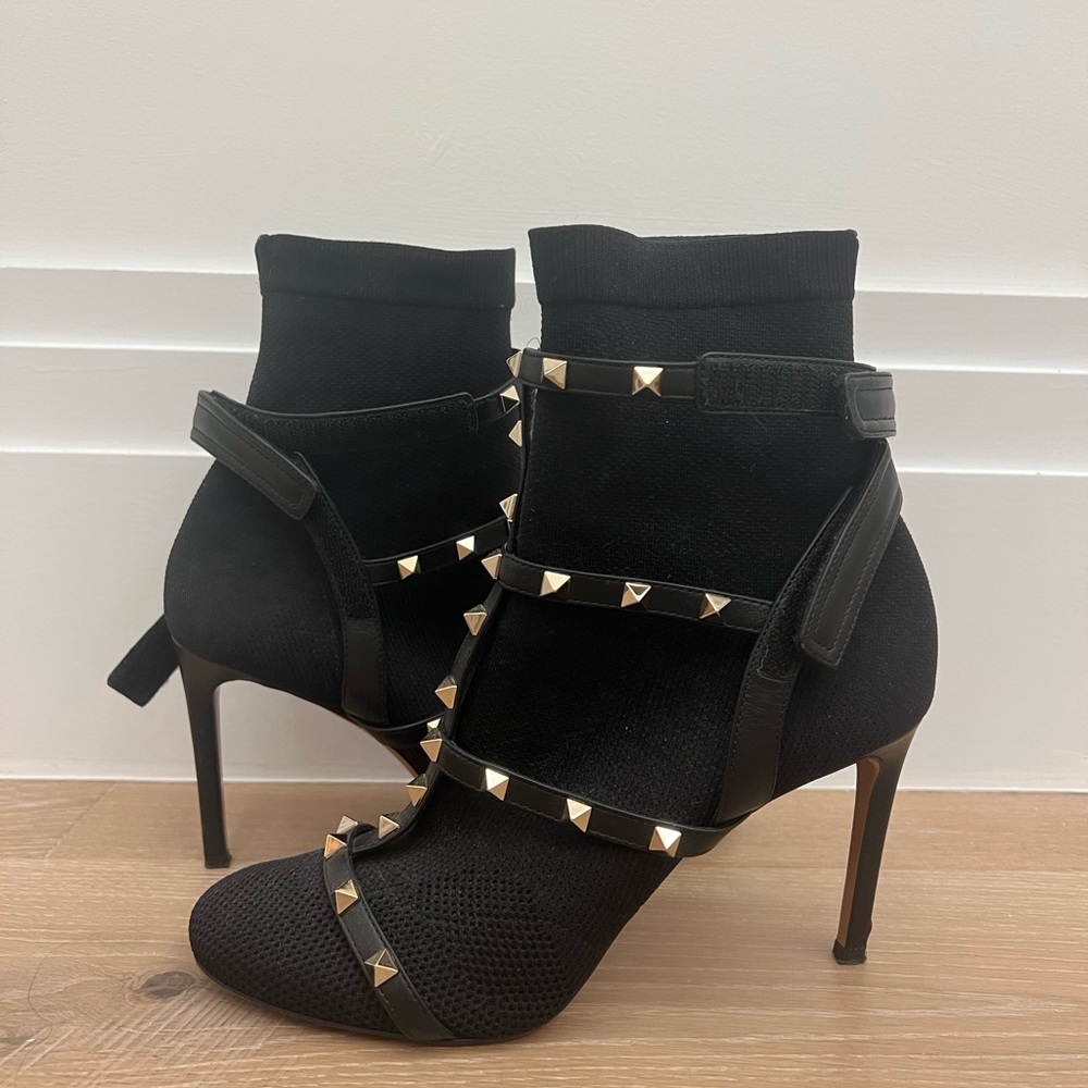 Valentino Garavani Black Heels with Gold Studs